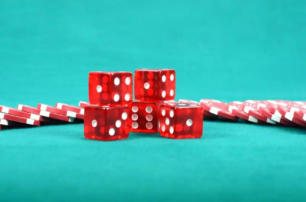 Evolution Gaming live roulette table streamed on togel jepang mobile interface